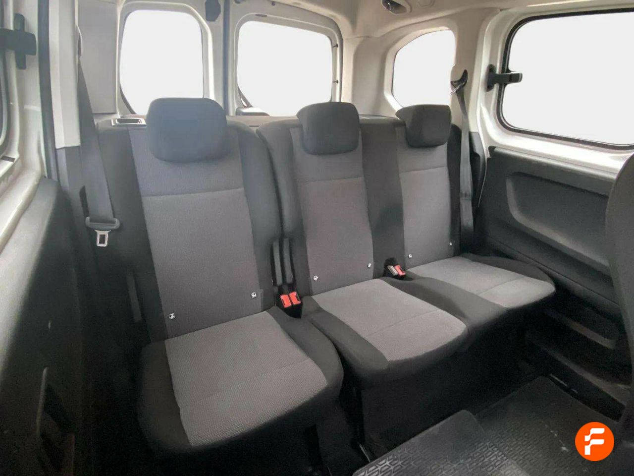 Foto Peugeot Rifter 16