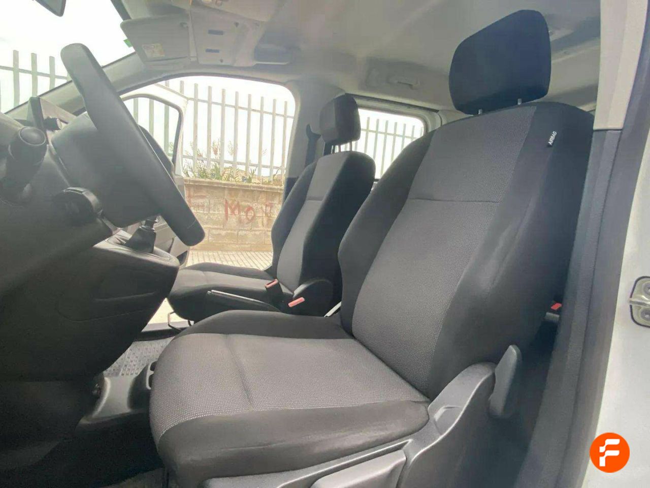 Foto Peugeot Rifter 22
