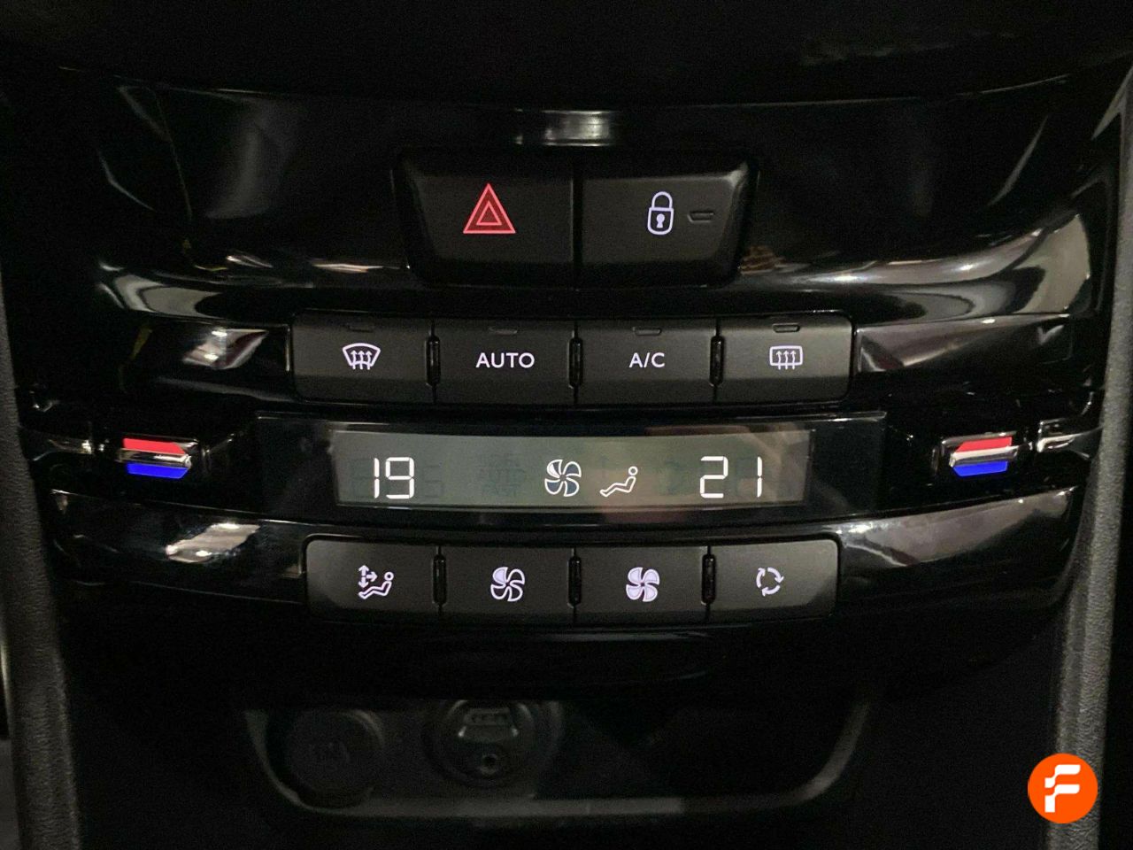Foto Peugeot 2008 30