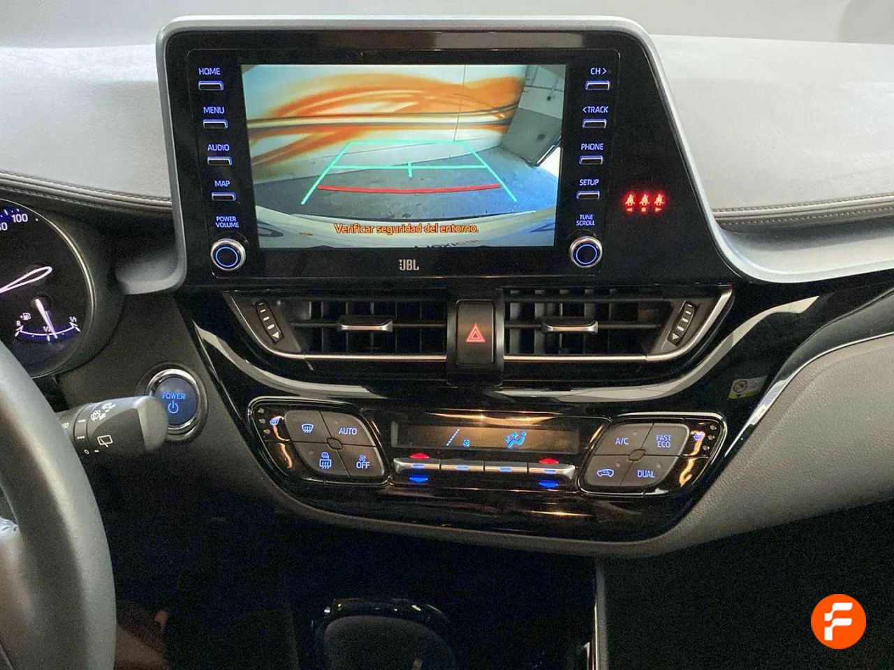 Foto Toyota C-HR 16