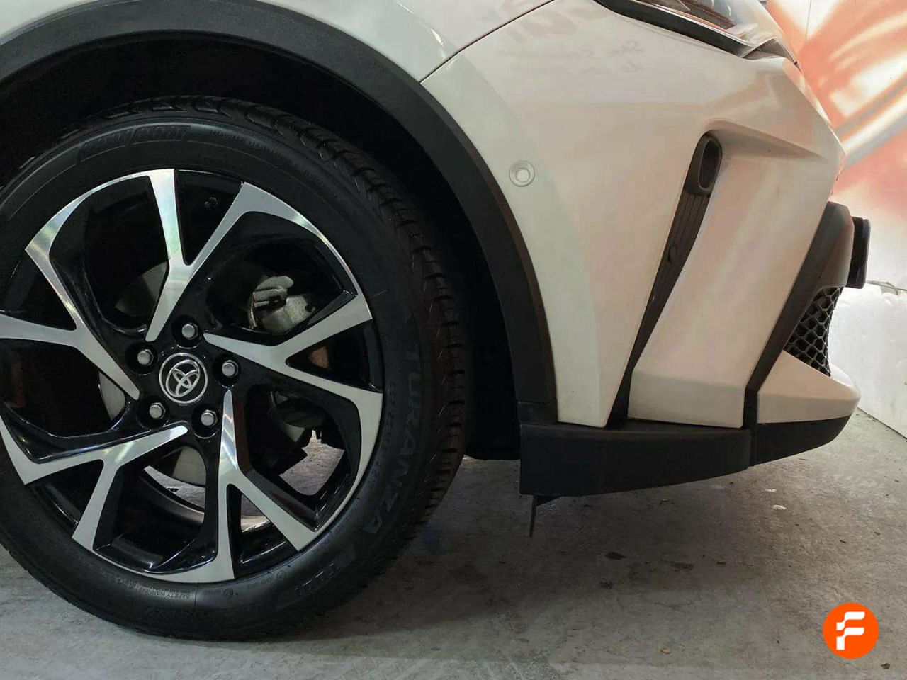 Foto Toyota C-HR 24