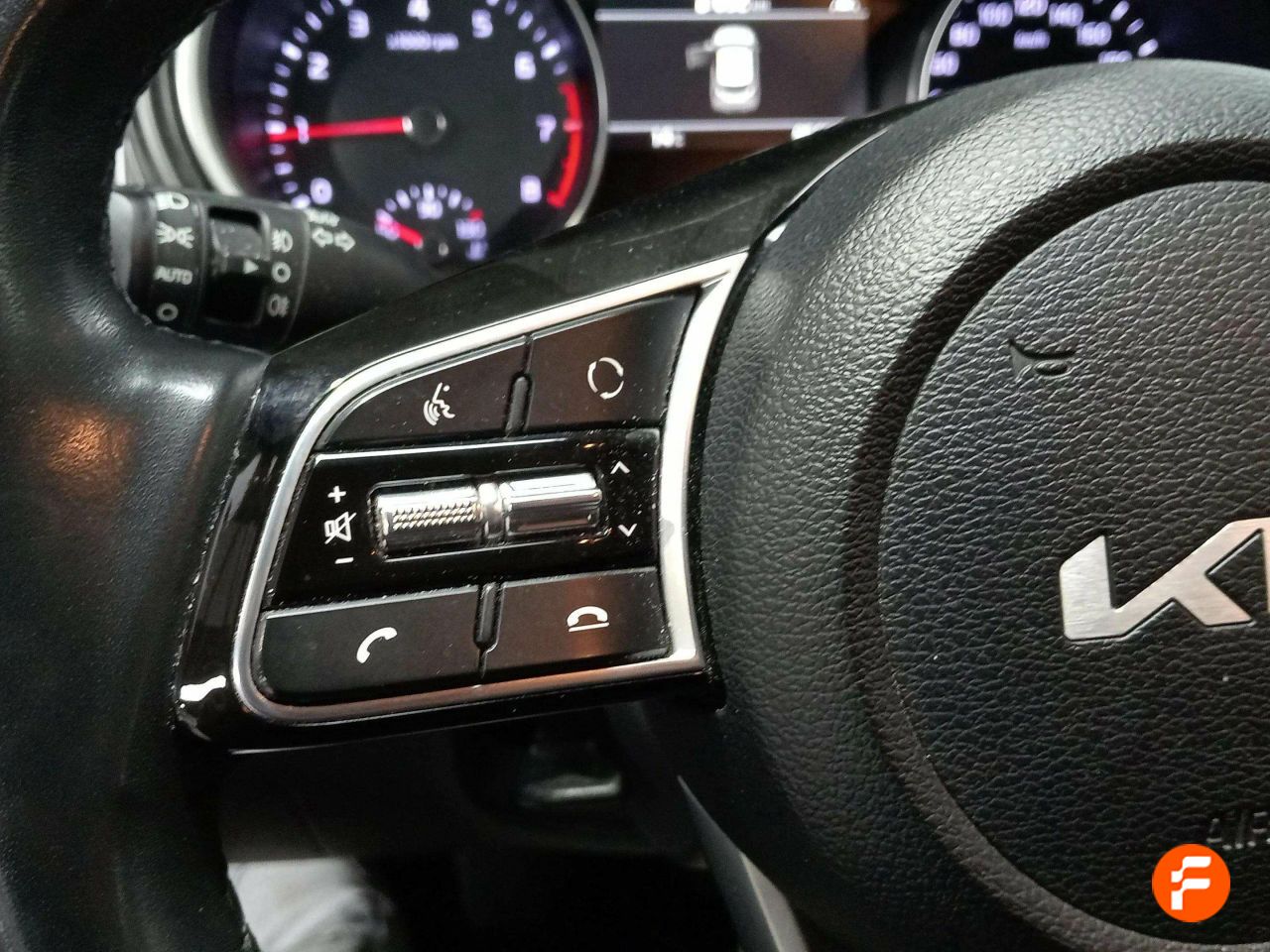 Foto Kia XCeed 22