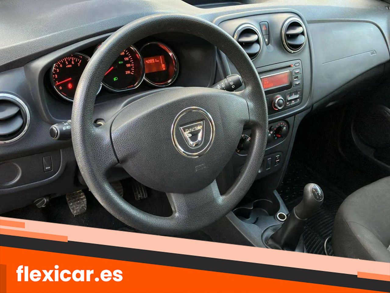 Foto Dacia Sandero 11