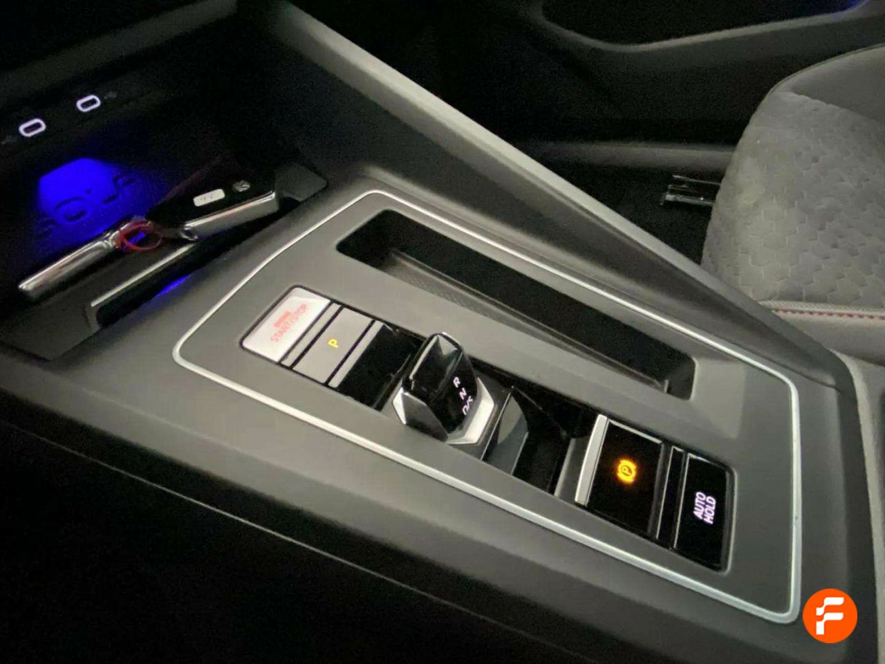 Foto Volkswagen Golf 18