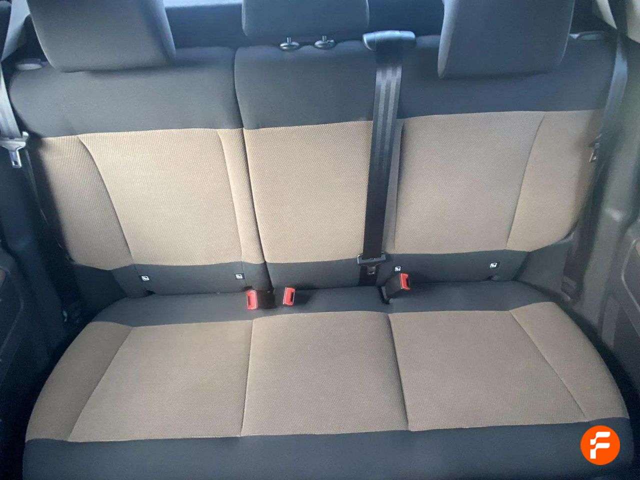 Foto Citroën C4 Cactus 19