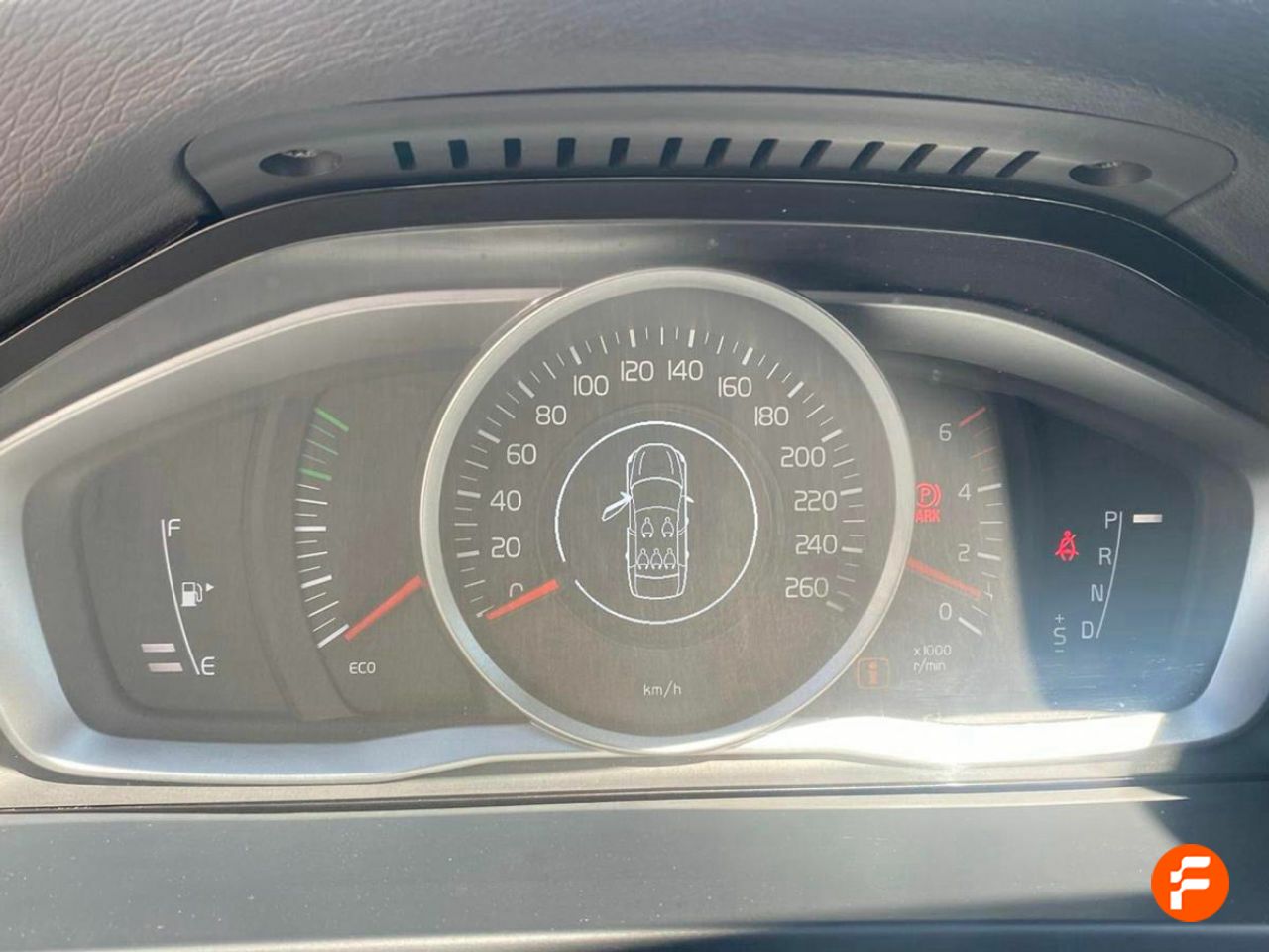 Foto Volvo V60 13