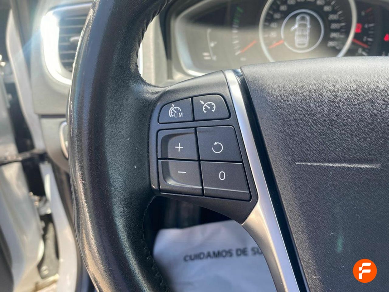 Foto Volvo V60 14
