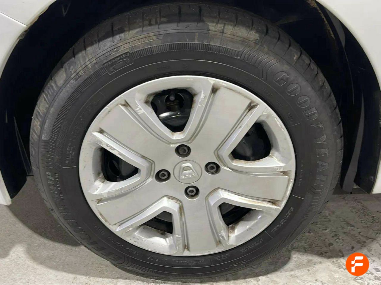 Foto Dacia Sandero 24