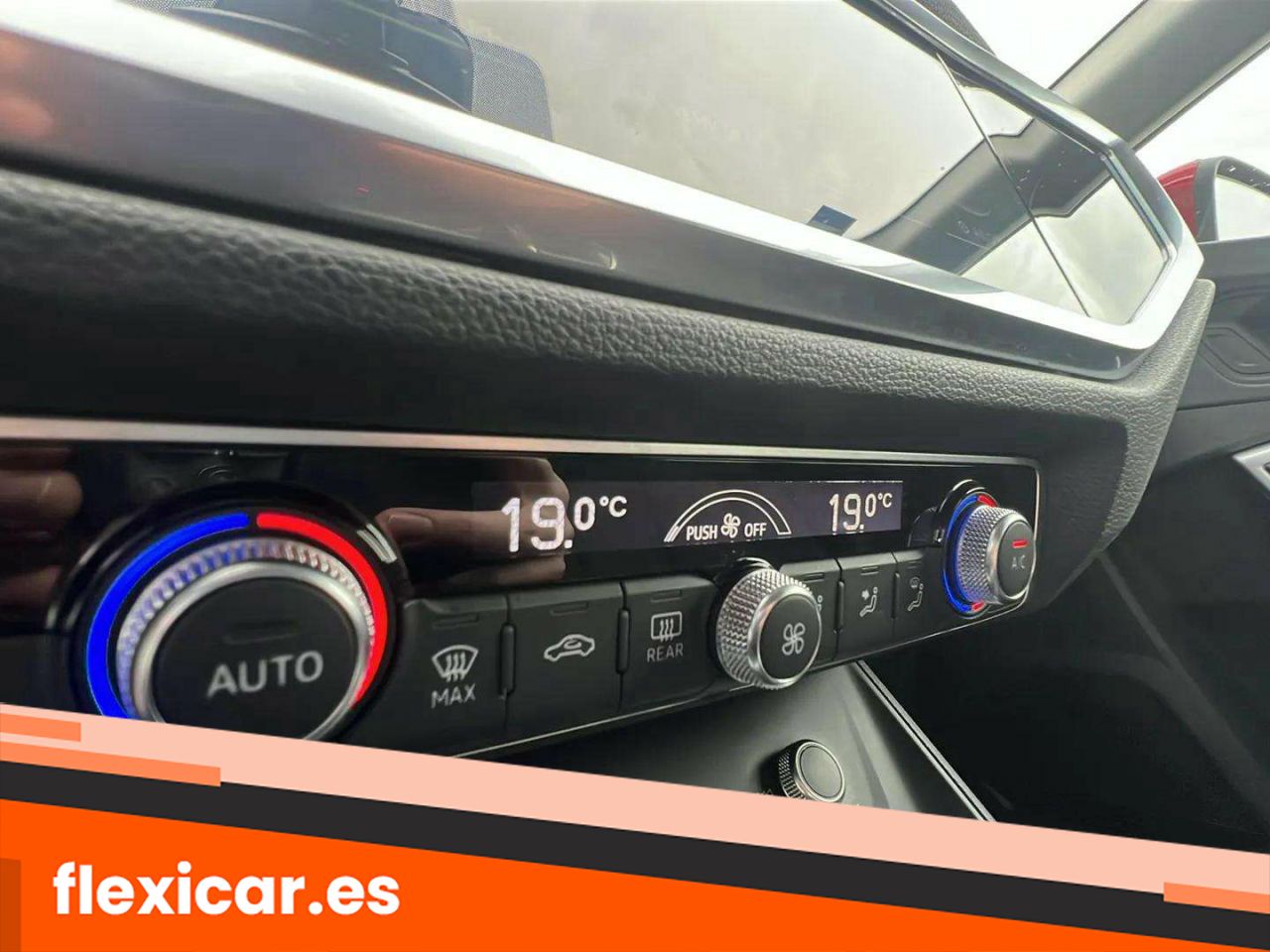 Foto Audi Q3 25