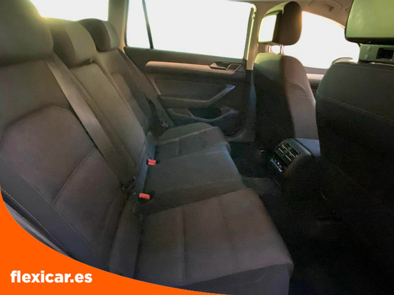 Foto Volkswagen Passat 13