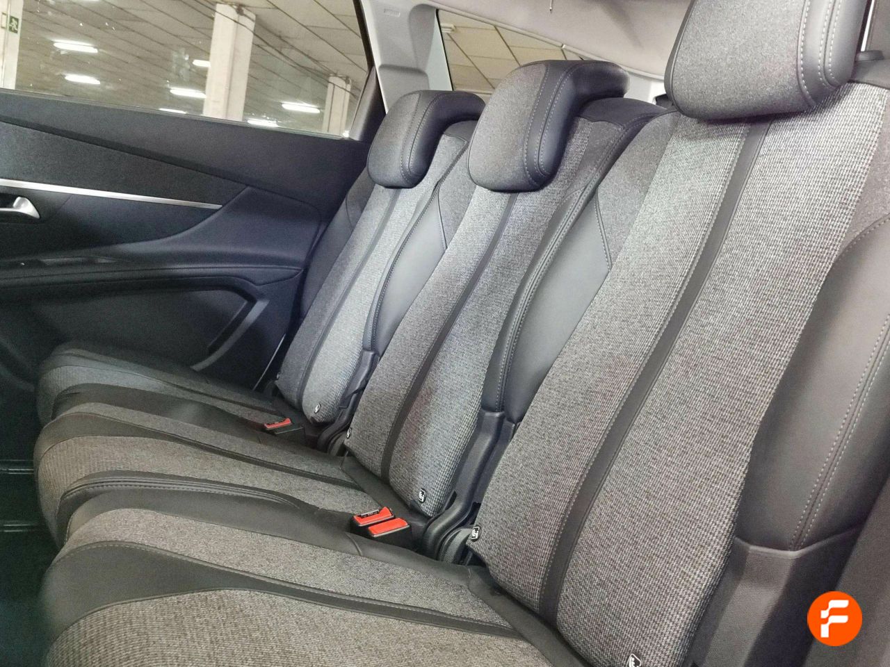 Foto Peugeot 5008 20