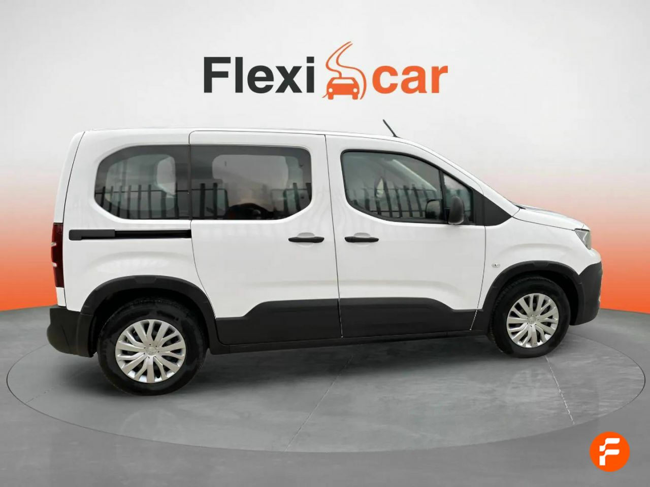 Foto Peugeot Rifter 8