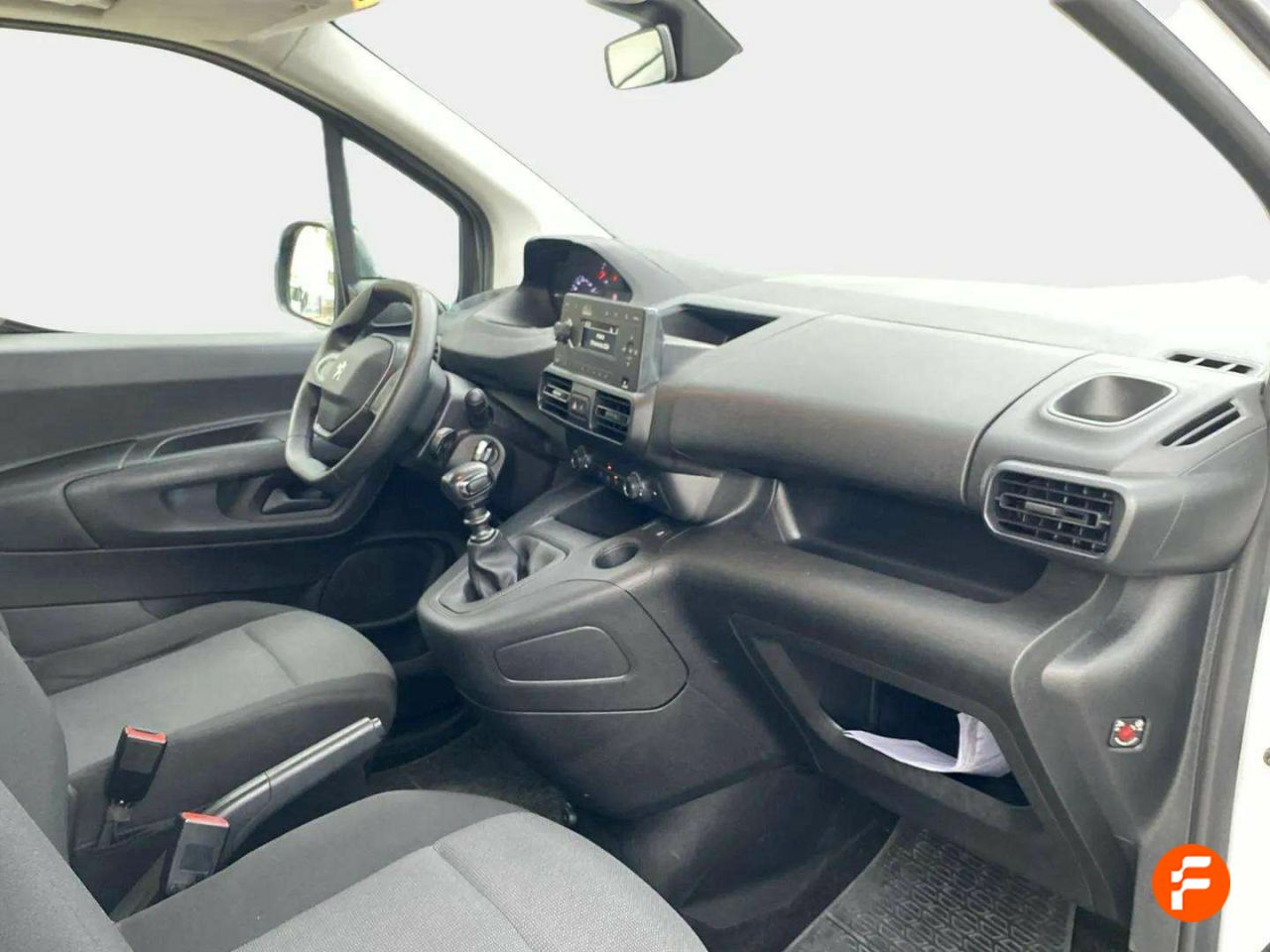 Foto Peugeot Rifter 15