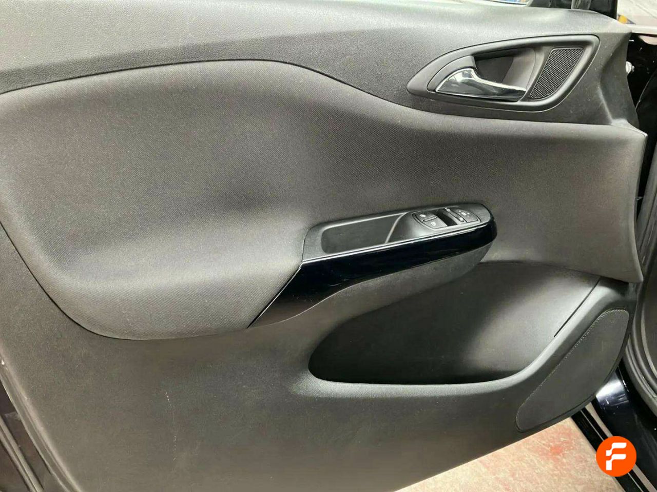Foto Opel Corsa 11