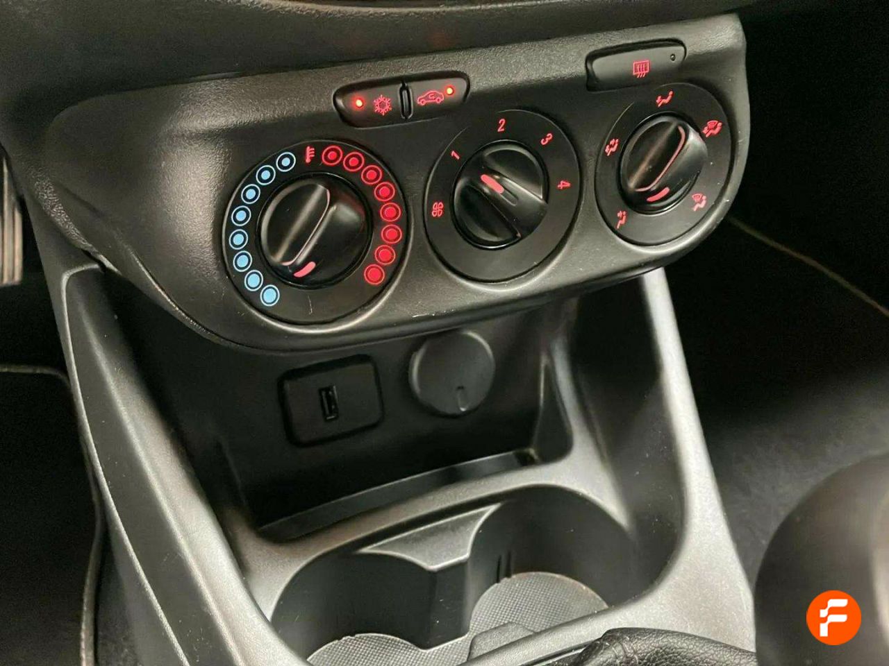 Foto Opel Corsa 23
