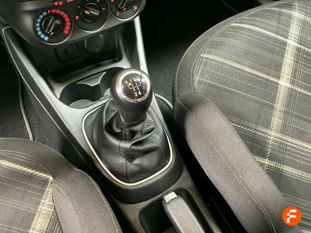Foto Opel Corsa 24