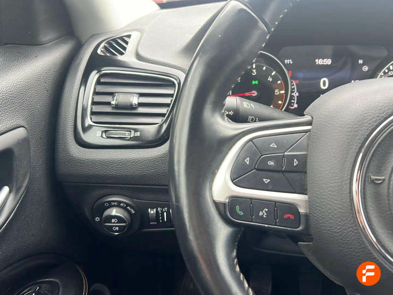 Foto Jeep Compass 14