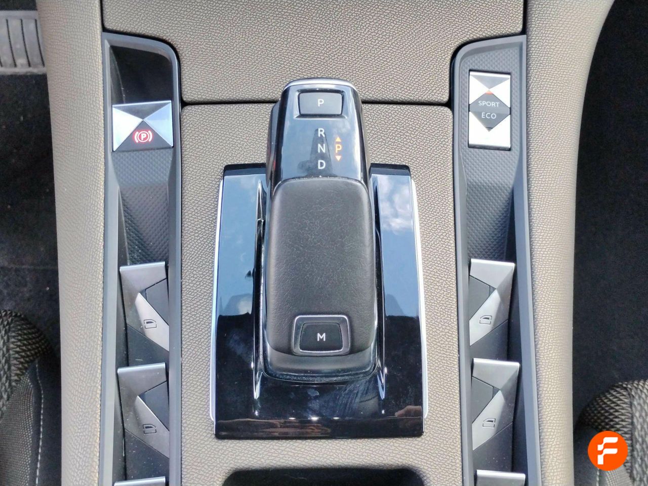 Foto DS Automobiles DS 7 24