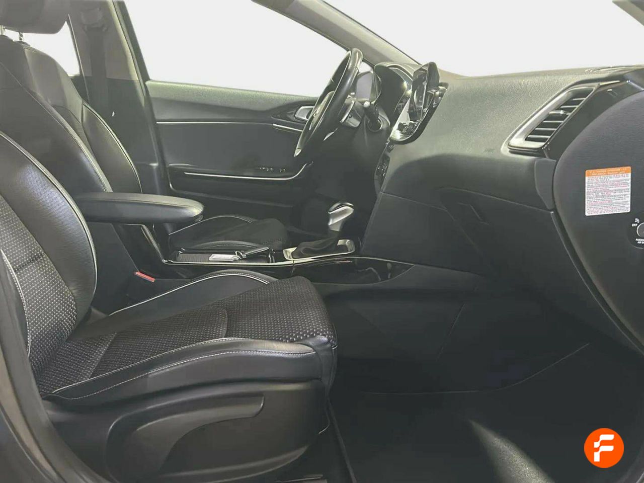 Foto Kia XCeed 12