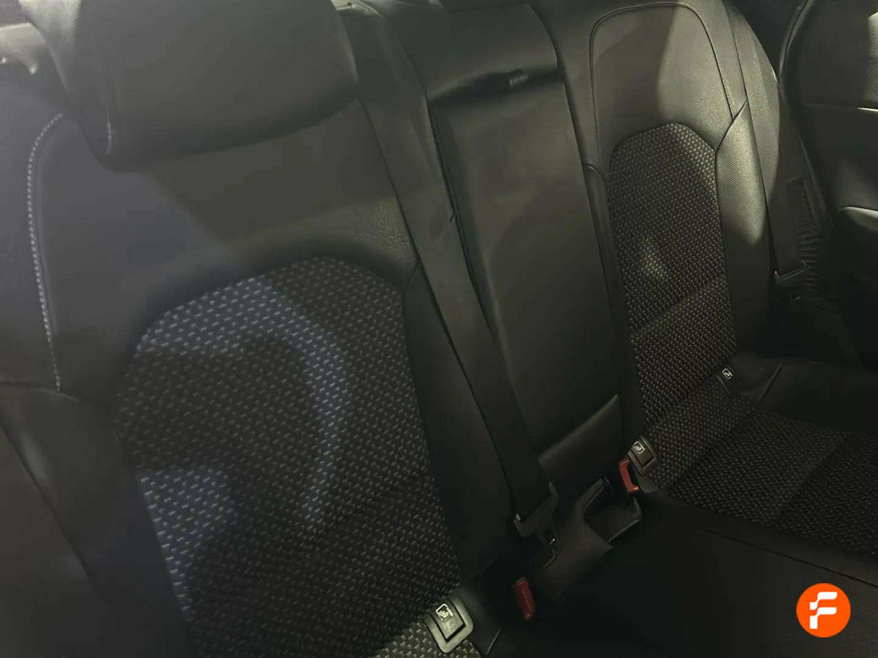 Foto Kia XCeed 13