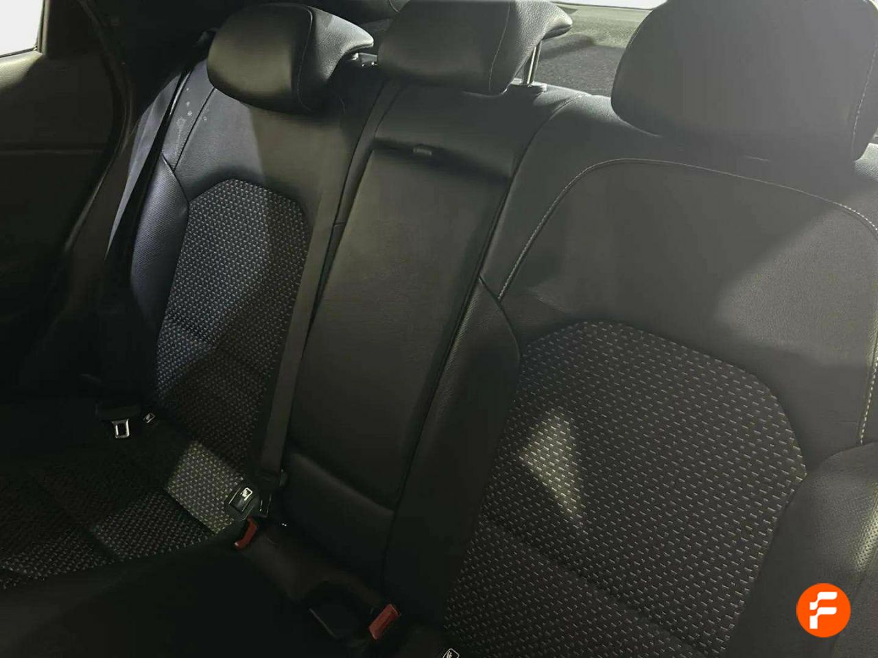Foto Kia XCeed 14