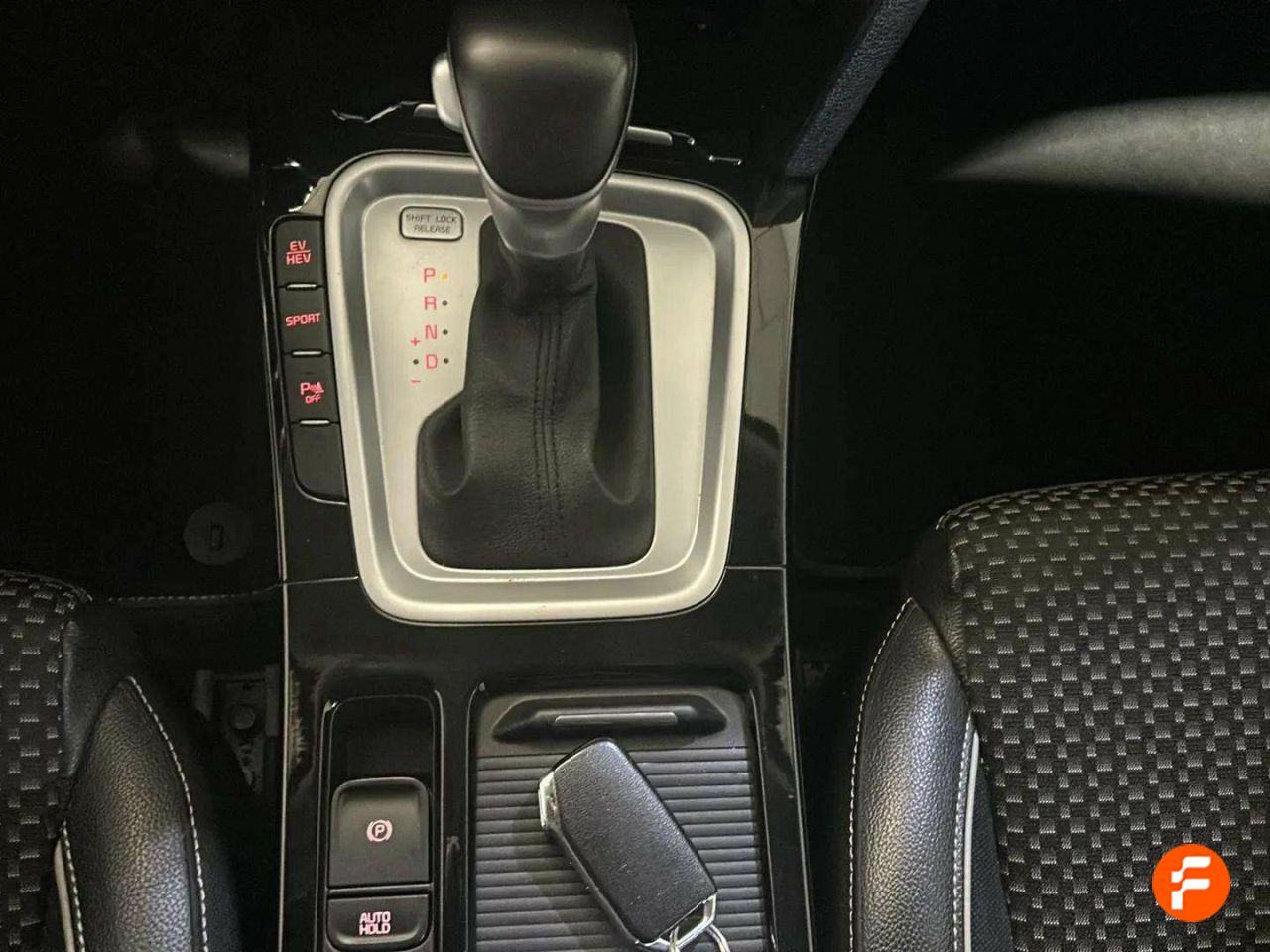 Foto Kia XCeed 26