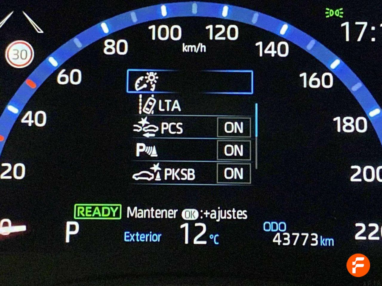 Foto Toyota Yaris 24