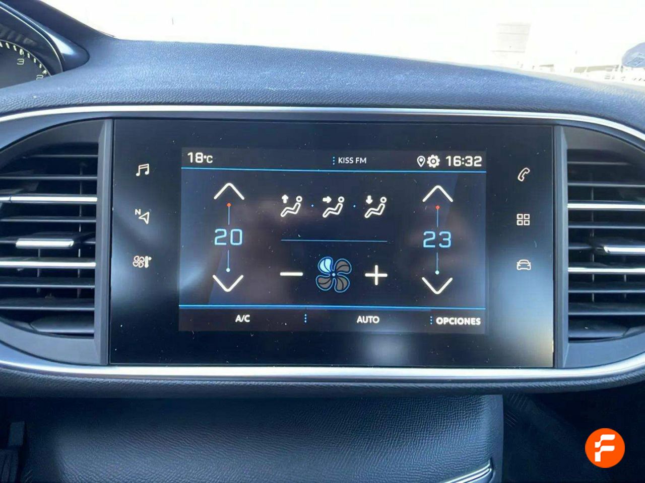 Foto Peugeot 308 21