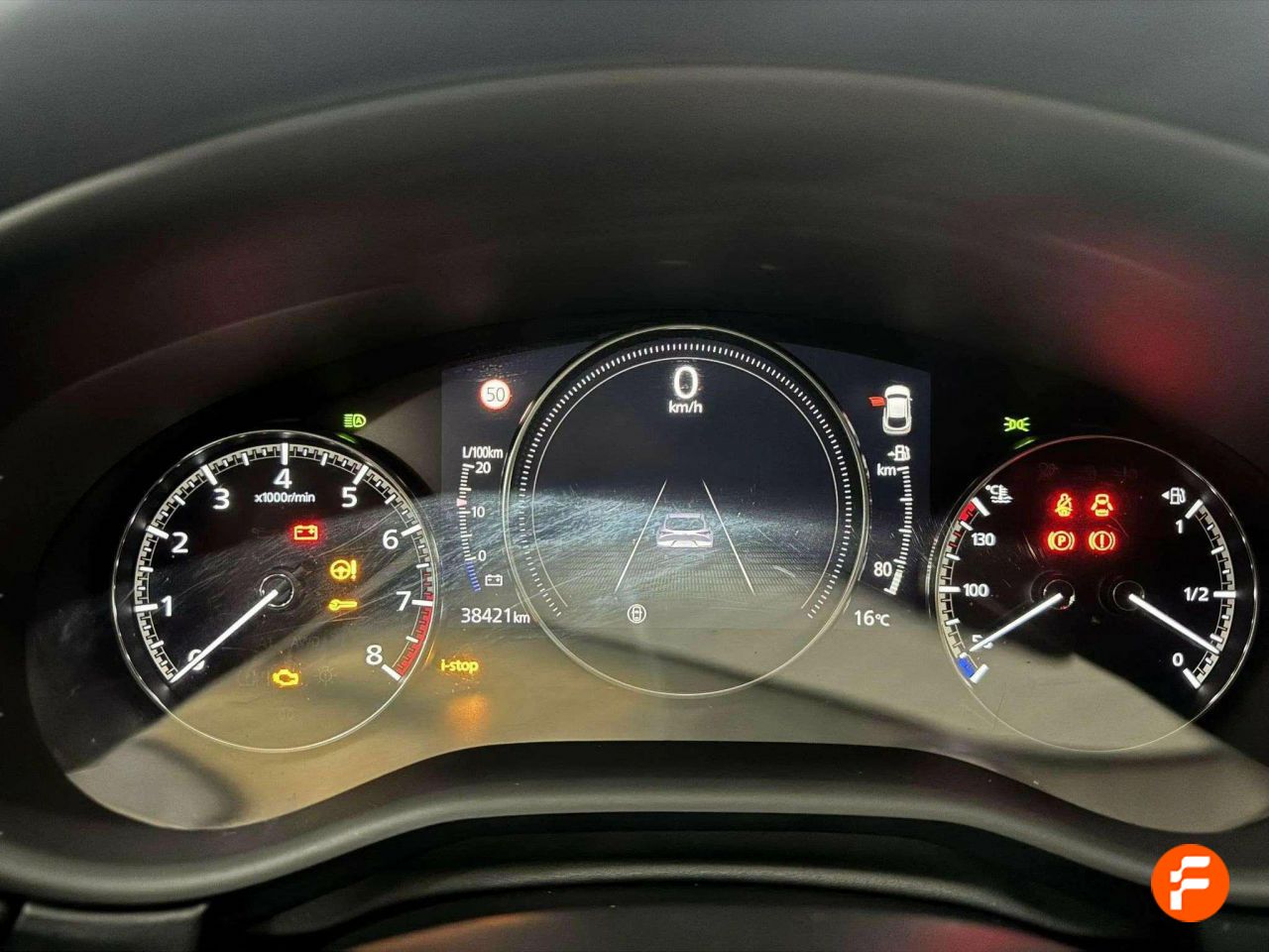 Foto Mazda CX-30 9