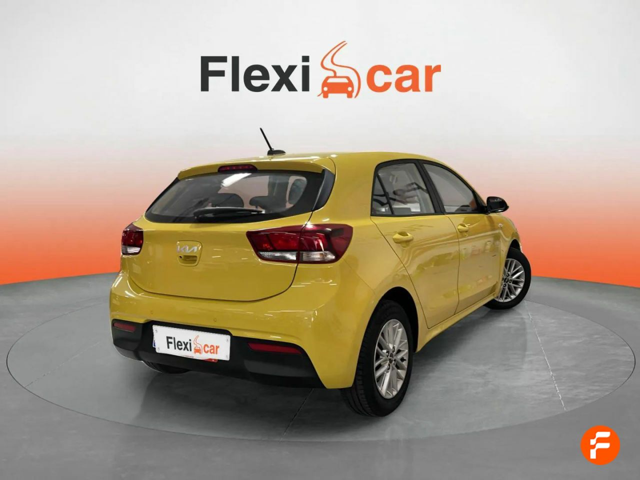 Foto Kia Rio 8