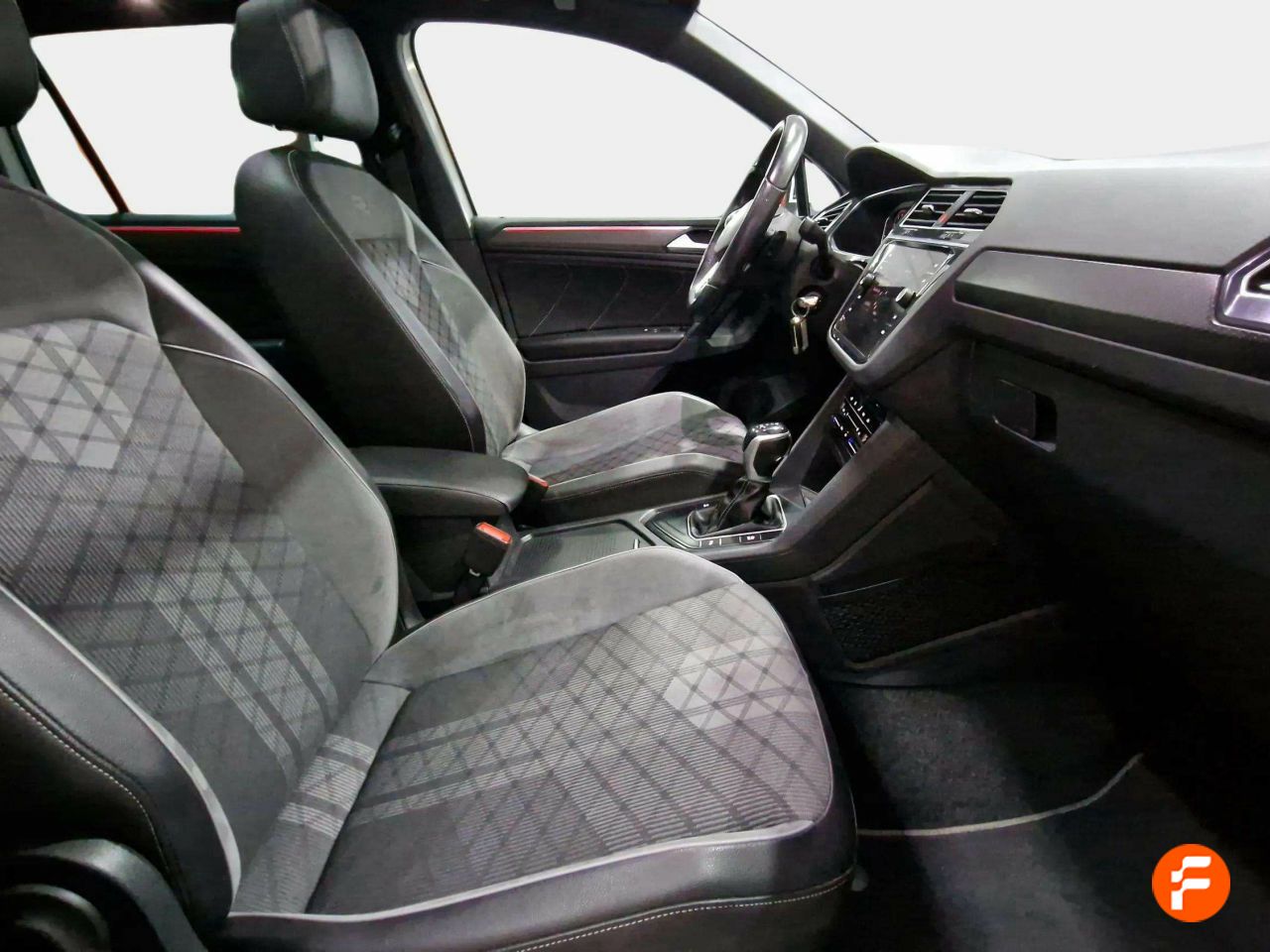 Foto Volkswagen Tiguan 14