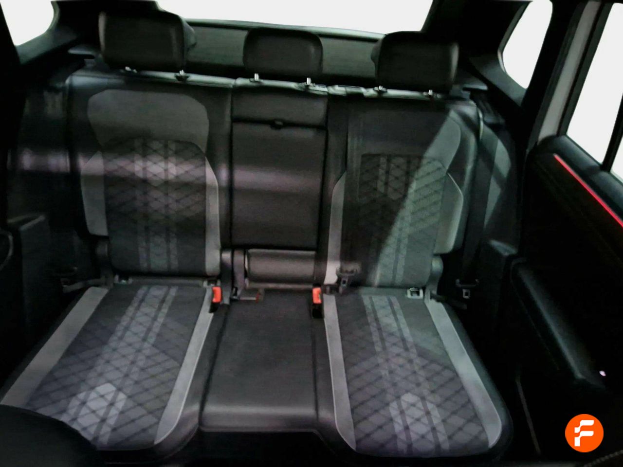 Foto Volkswagen Tiguan 16