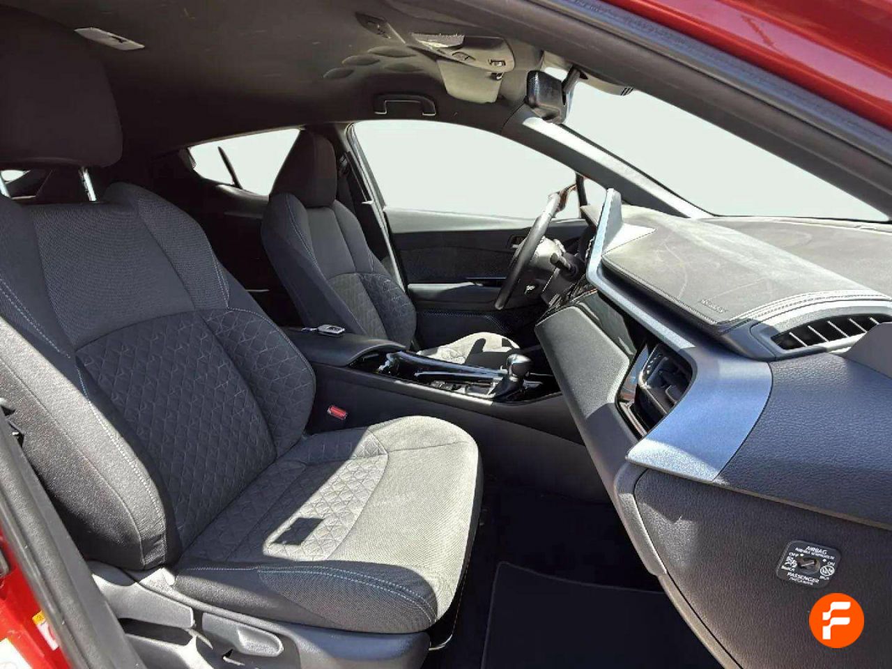 Foto Toyota C-HR 14