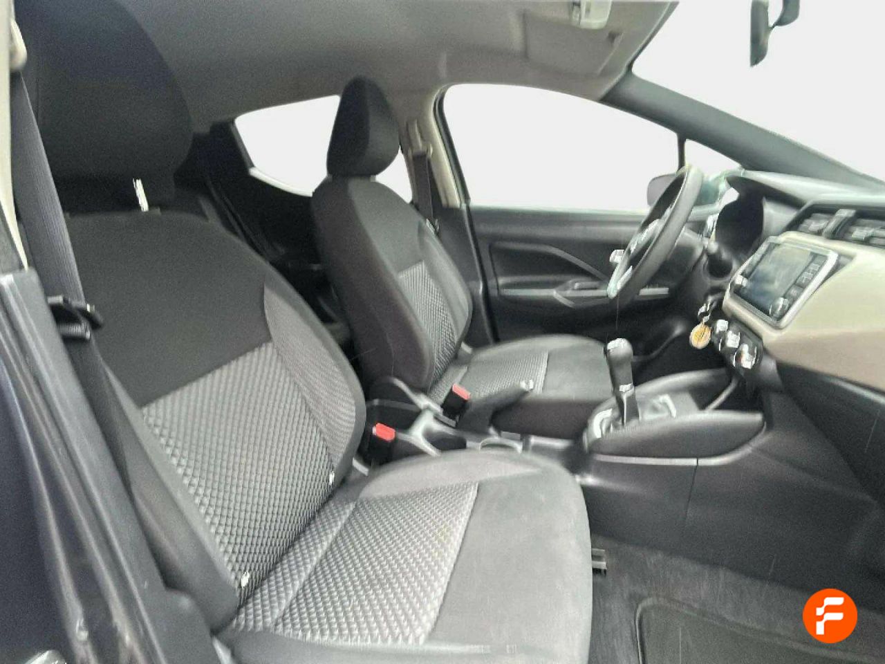 Foto Nissan Micra 15