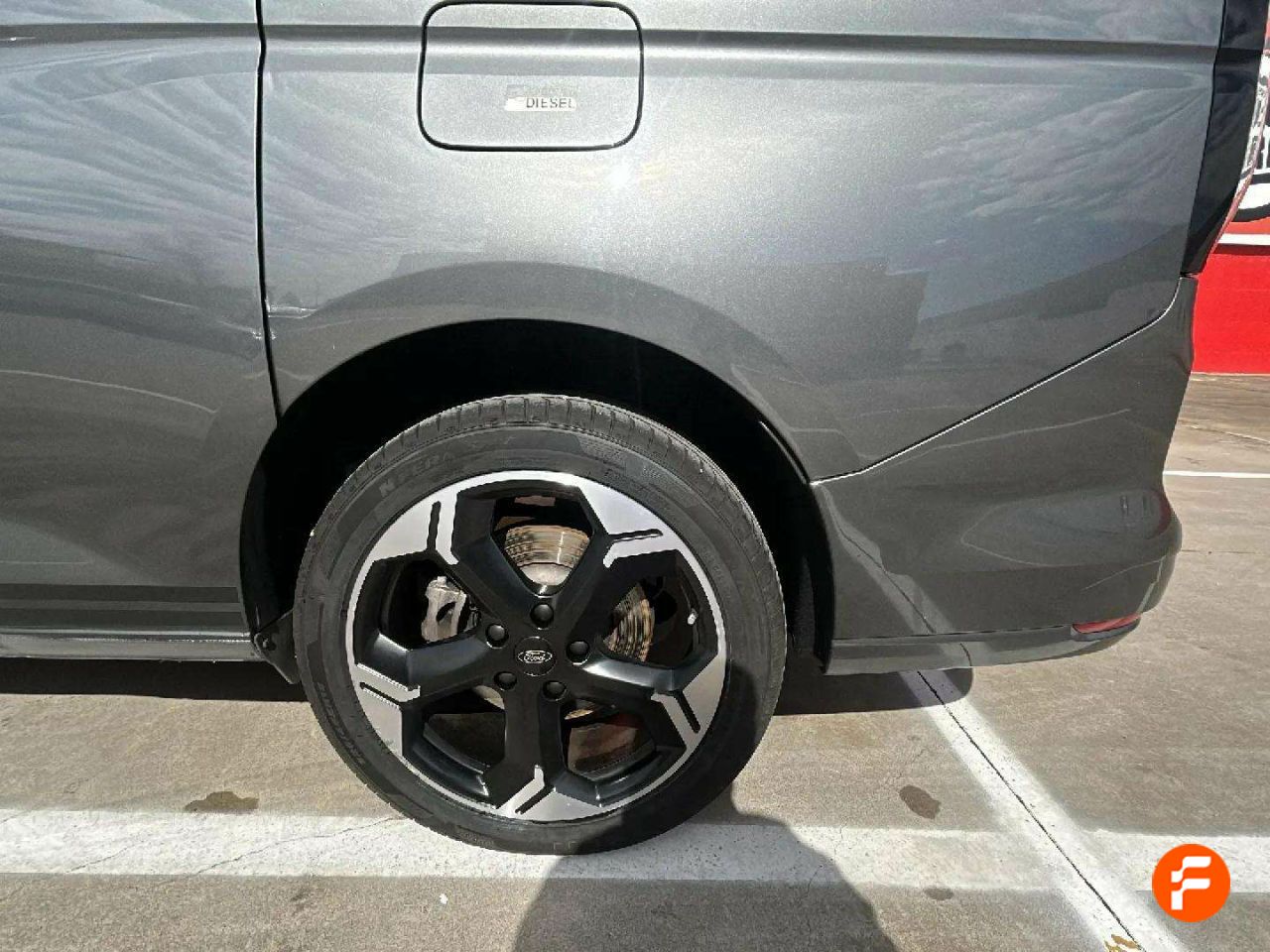 Foto Ford Tourneo Connect 20