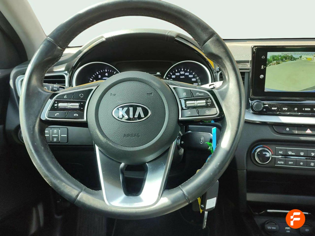 Foto Kia XCeed 15
