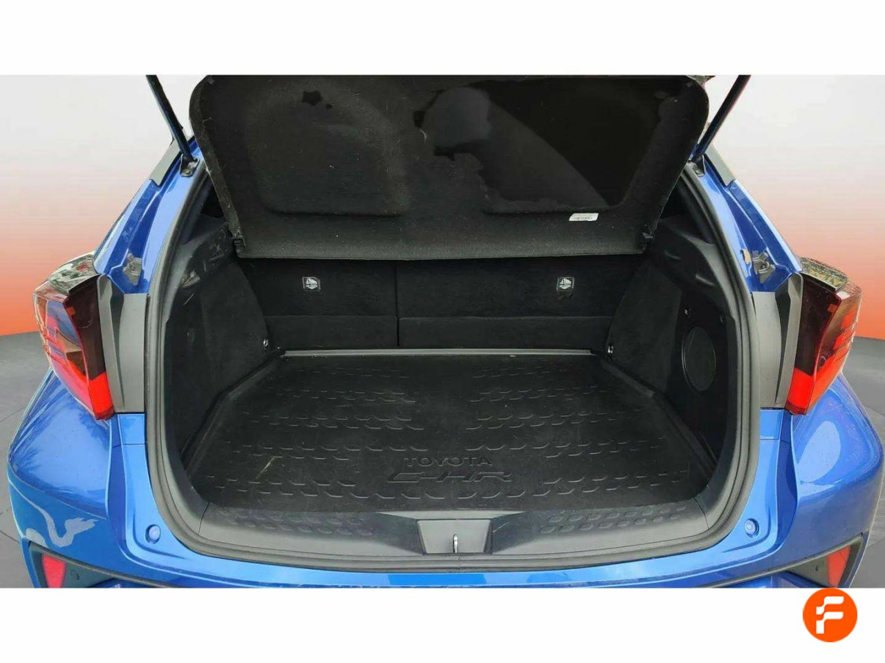 Foto Toyota C-HR 8
