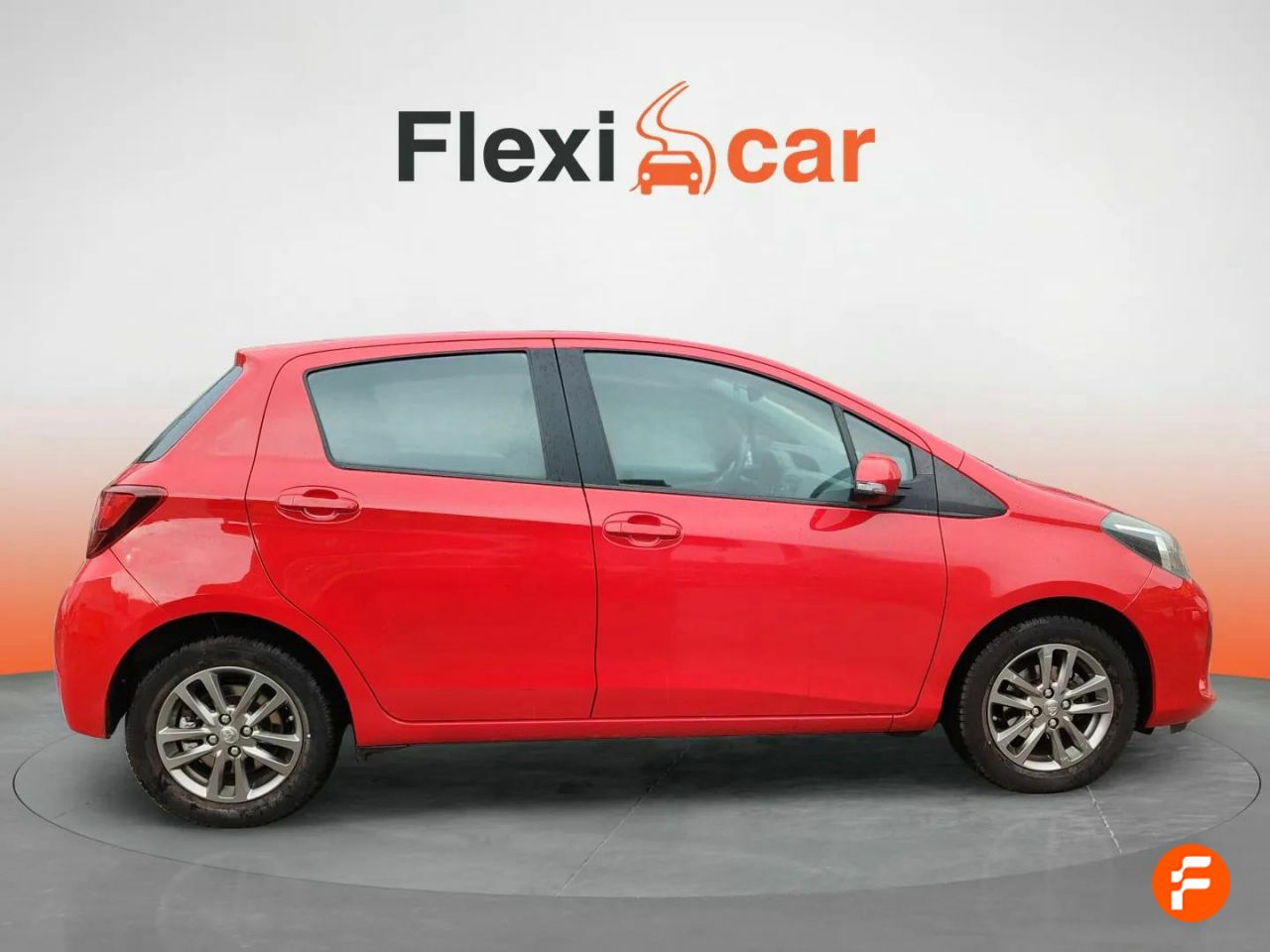 Foto Toyota Yaris 12