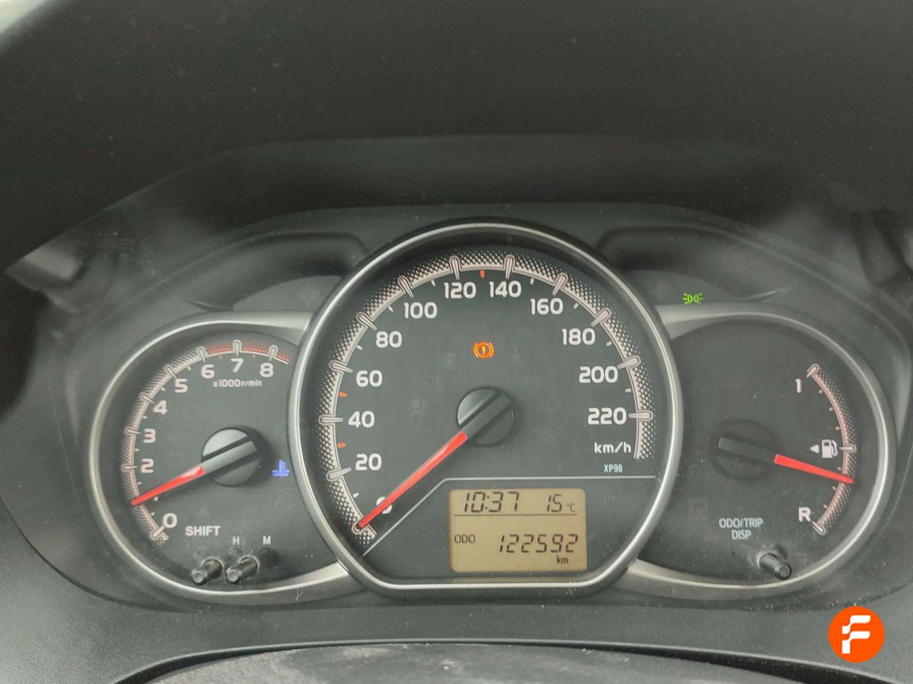 Foto Toyota Yaris 16