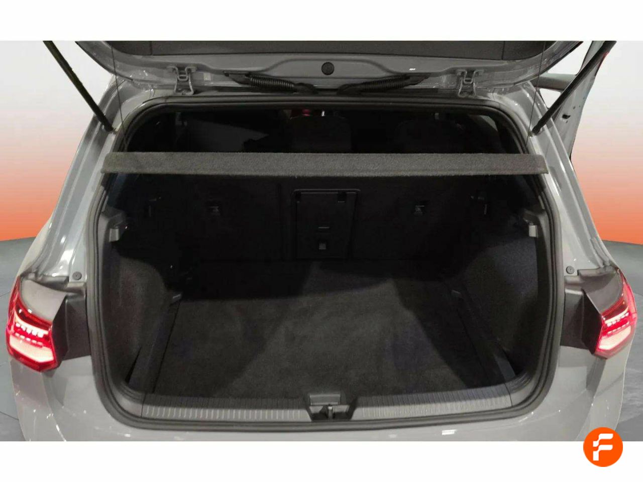 Foto Volkswagen Golf 8