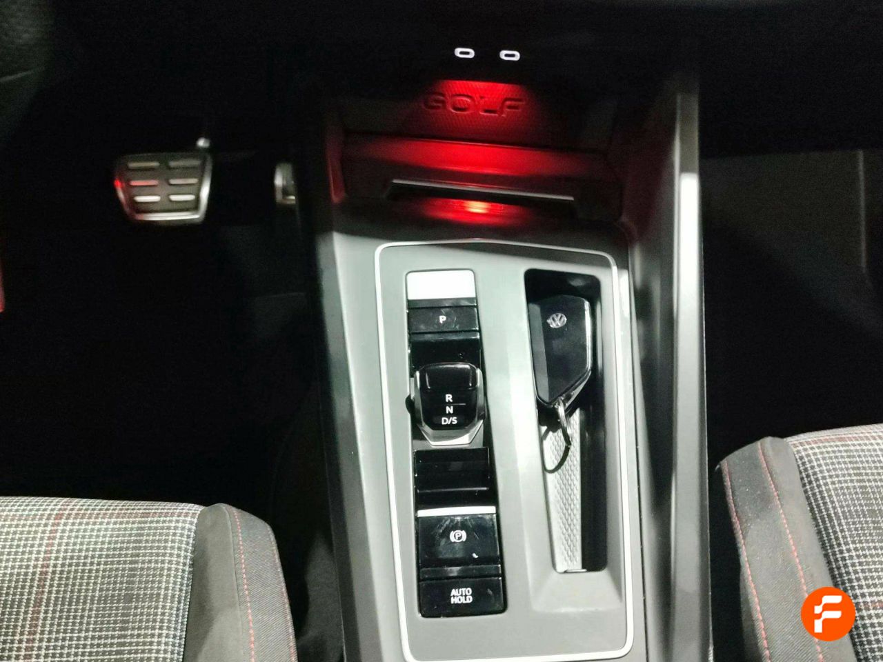 Foto Volkswagen Golf 19