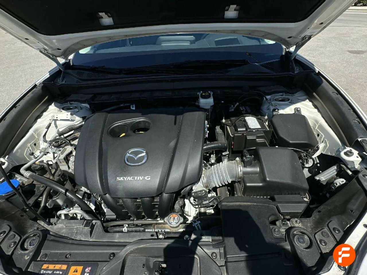 Foto Mazda CX-30 23