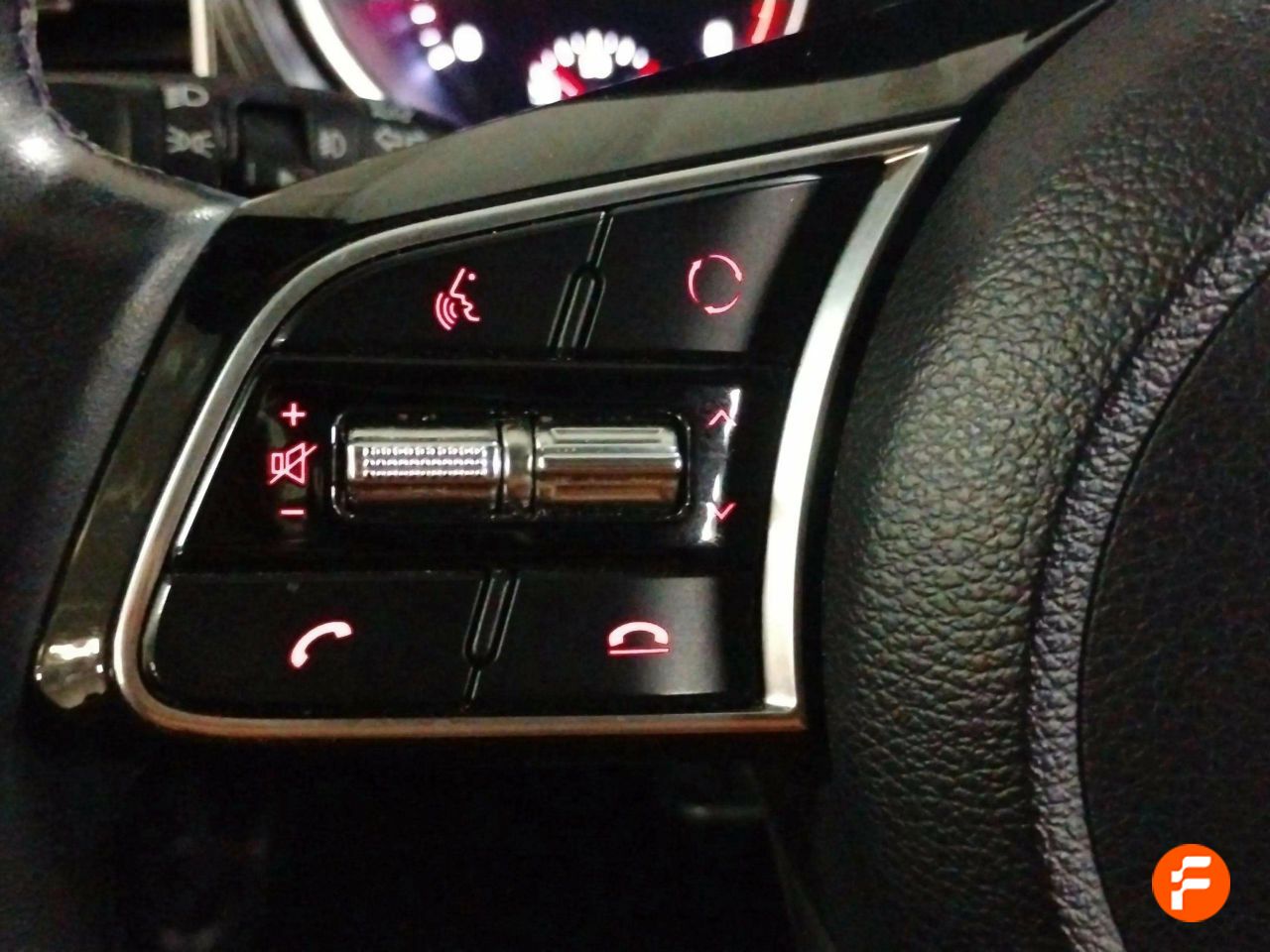 Foto Kia XCeed 13