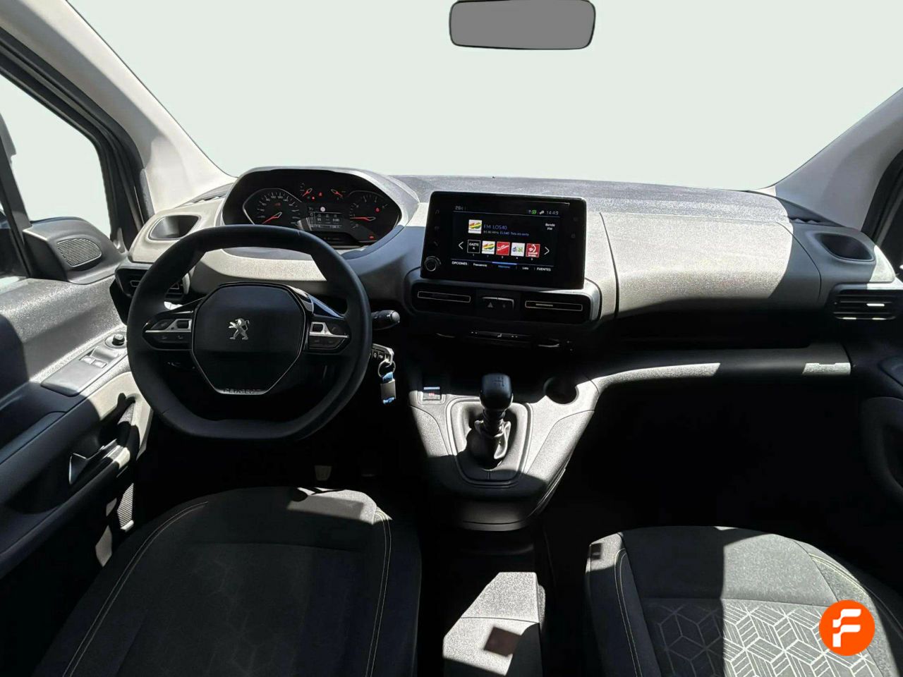 Foto Peugeot Rifter 13