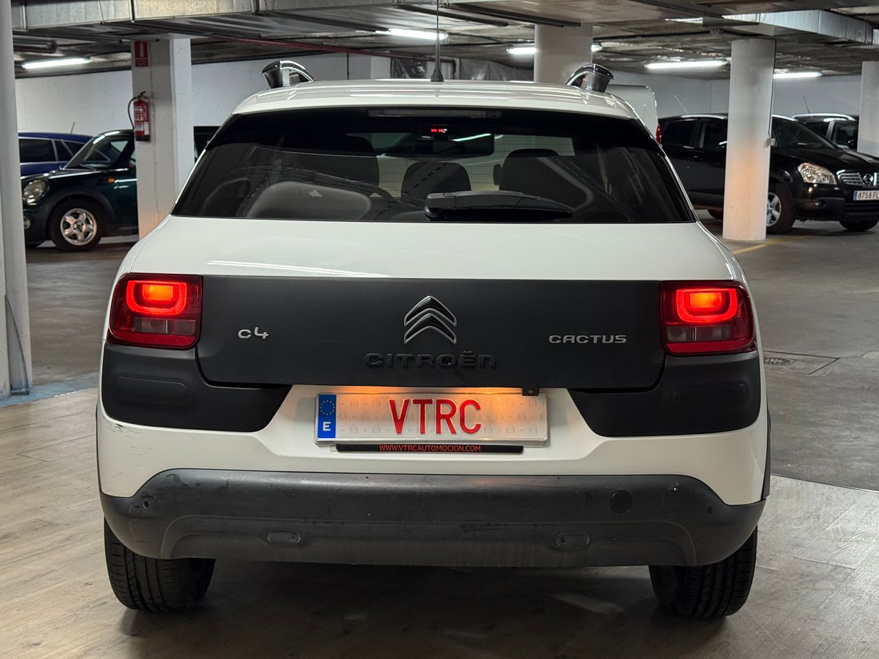 Foto Citroën C4 Cactus 12