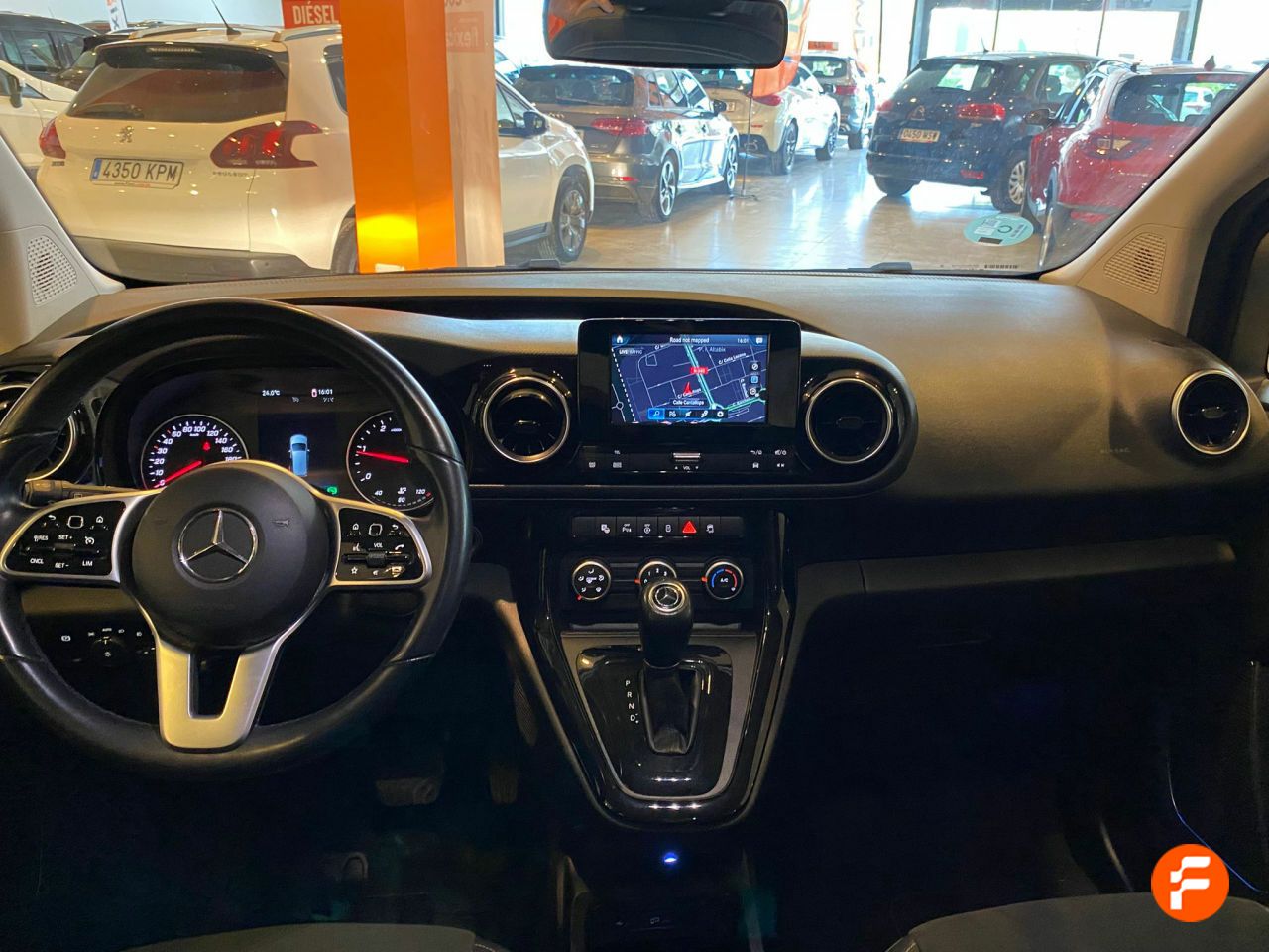 Foto Mercedes-Benz Clase T 25