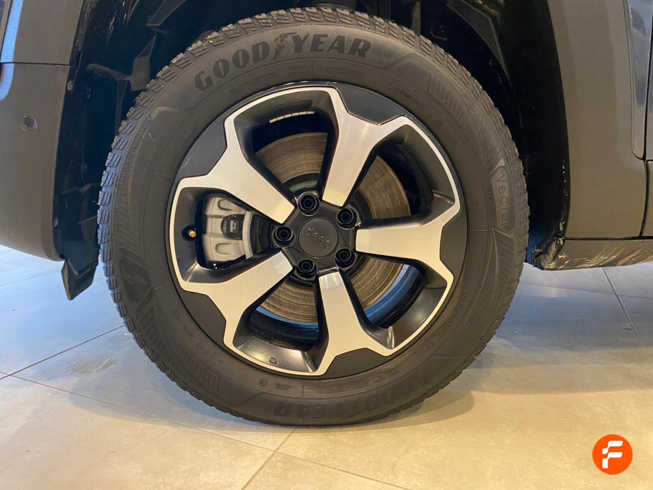 Foto Jeep Renegade 32