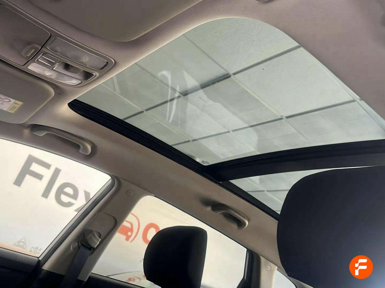 Foto Kia Carens 22