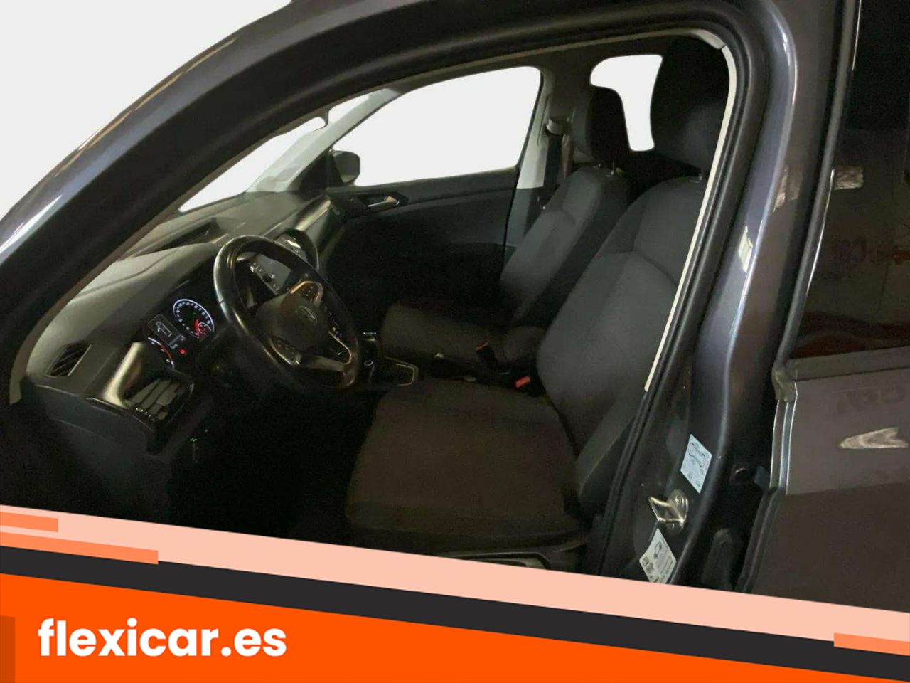 Foto Volkswagen T-Cross 14