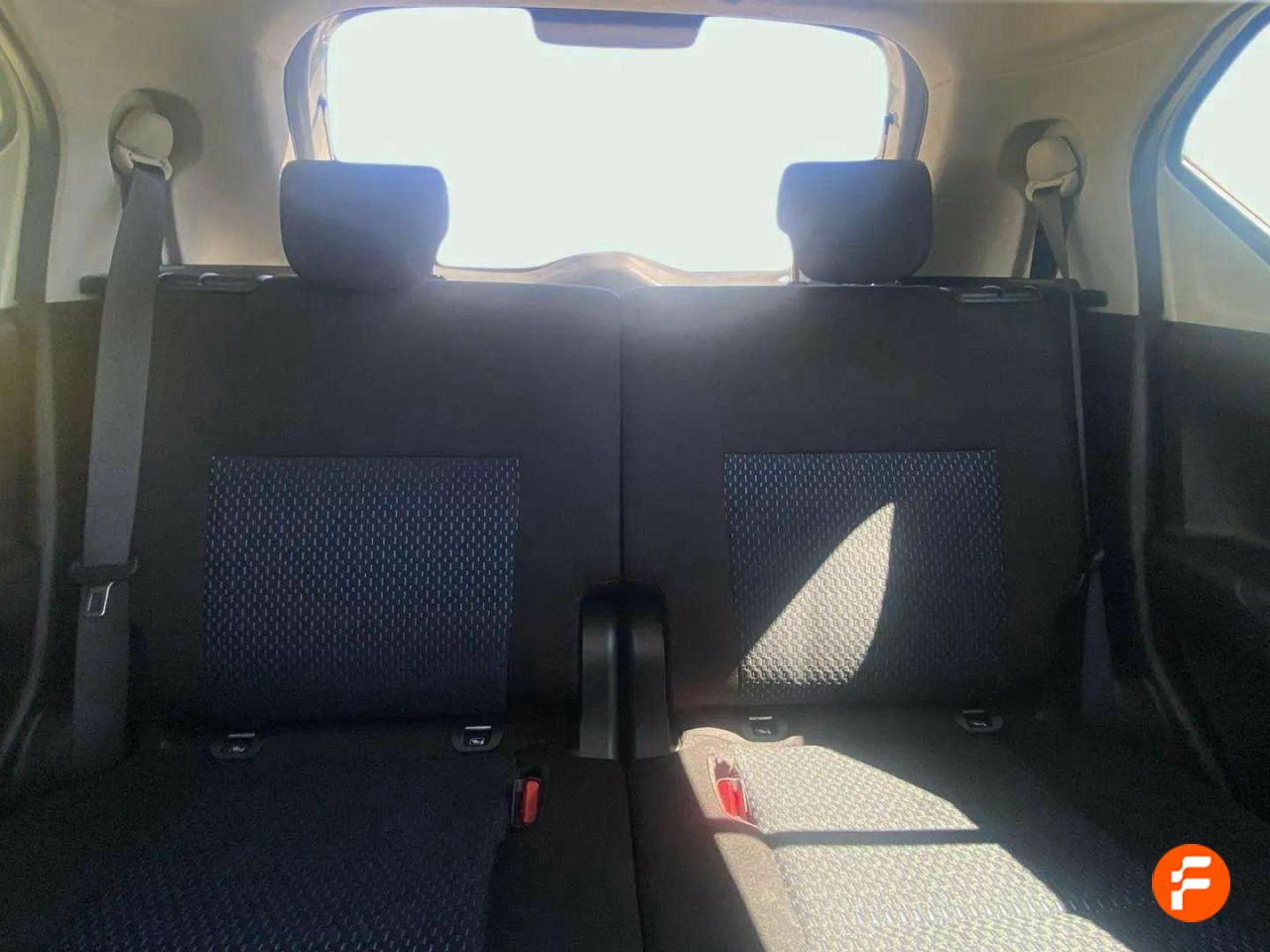 Foto Suzuki Ignis 16